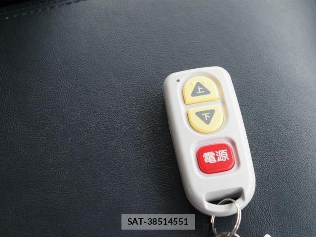 Toyota VELLFIRE 2018-02 4395610-12