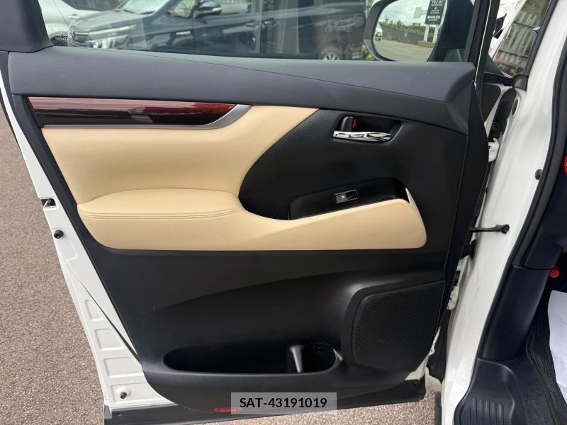 Toyota VELLFIRE 2016-03 1297040-10