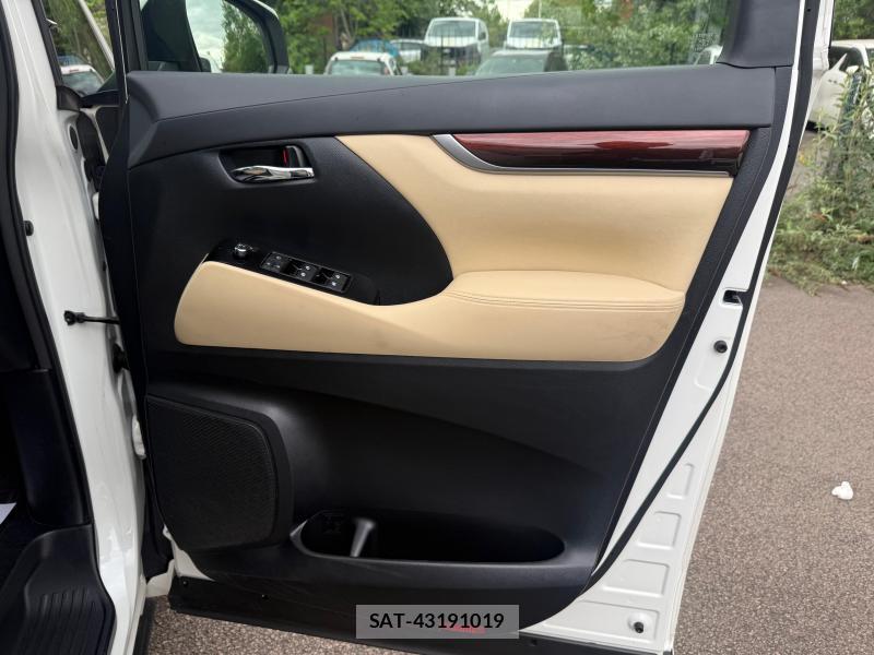 Toyota VELLFIRE 2016-03 1297040-11