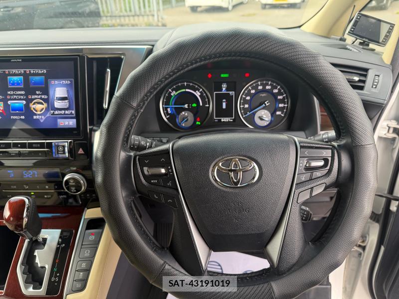 Toyota VELLFIRE 2016-03 1297040-16