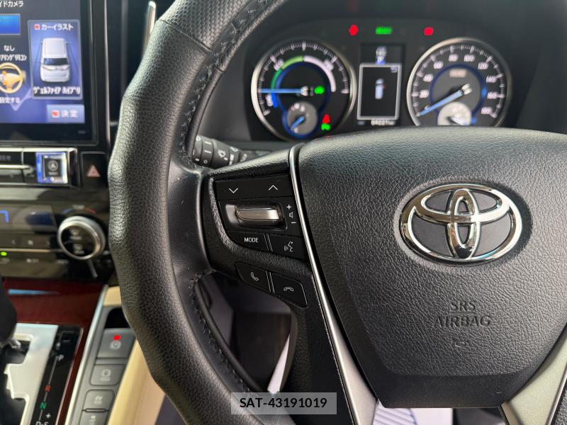 Toyota VELLFIRE 2016-03 1297040-17