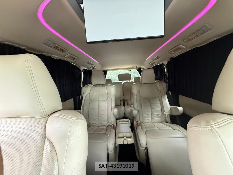 Toyota VELLFIRE 2016-03 1297040-26