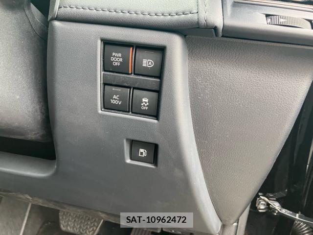 Toyota VELLFIRE 2026-03 7061185-19