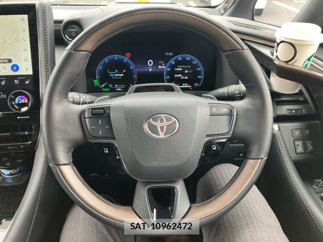 Toyota VELLFIRE 2026-03 7061185-22