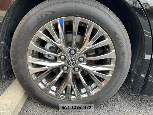 Toyota VELLFIRE 2026-03 7061185-6