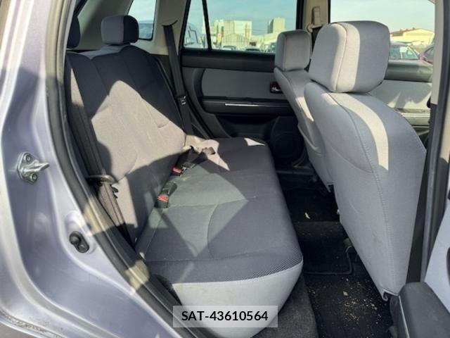 Mazda VERISA 2011-09 5881688-11