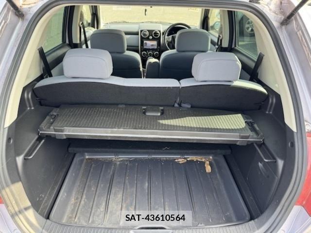 Mazda VERISA 2011-09 5881688-12