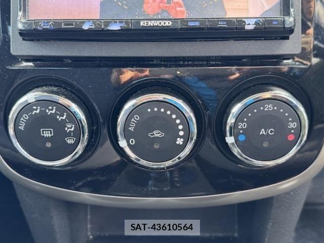 Mazda VERISA 2011-09 5881688-22