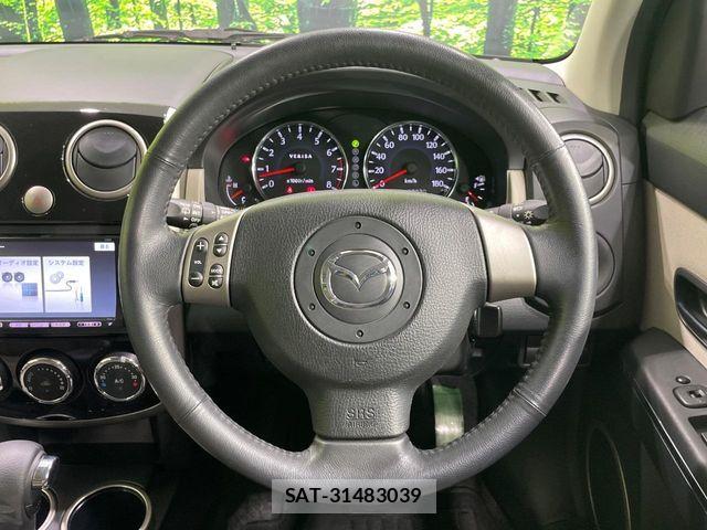 Mazda VERISA 2011-05 7330879-10