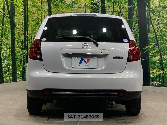 Mazda VERISA 2011-05 7330879-14