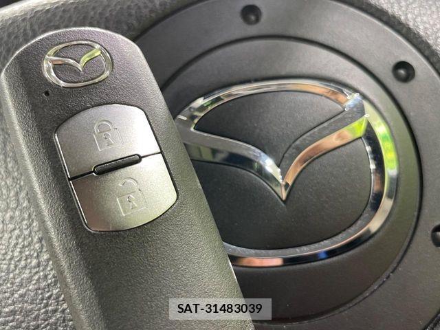 Mazda VERISA 2011-05 7330879-5