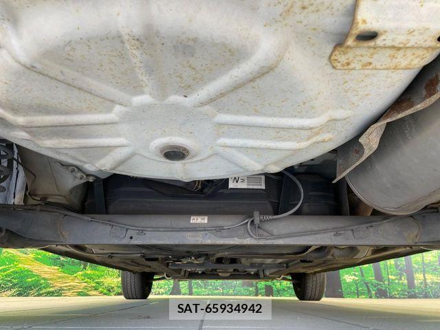 Mazda VERISA 2011-10 7458578-18