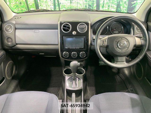 Mazda VERISA 2011-10 7458578-1