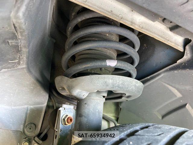 Mazda VERISA 2011-10 7458578-19
