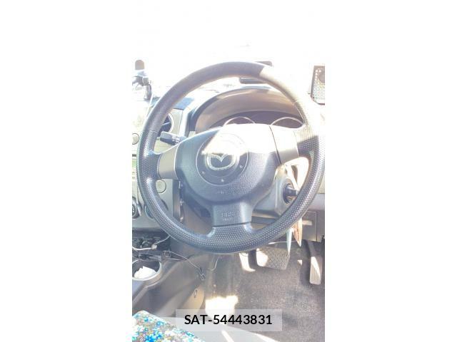 Mazda VERISA 2006-01 7880223-9