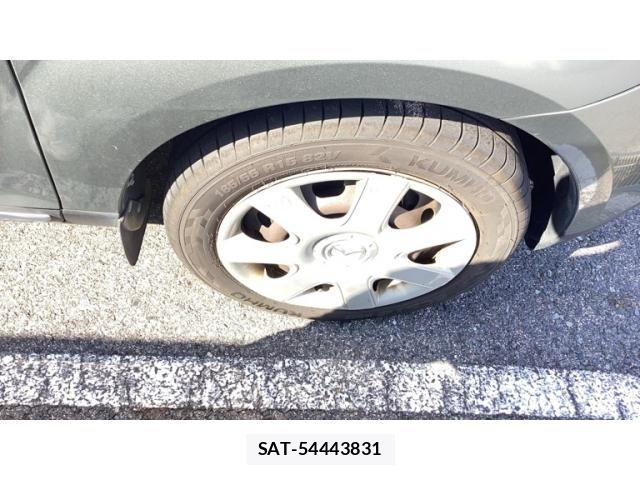 Mazda VERISA 2006-01 7880223-3
