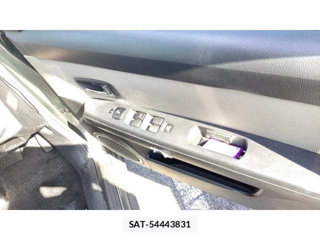 Mazda VERISA 2006-01 7880223-8