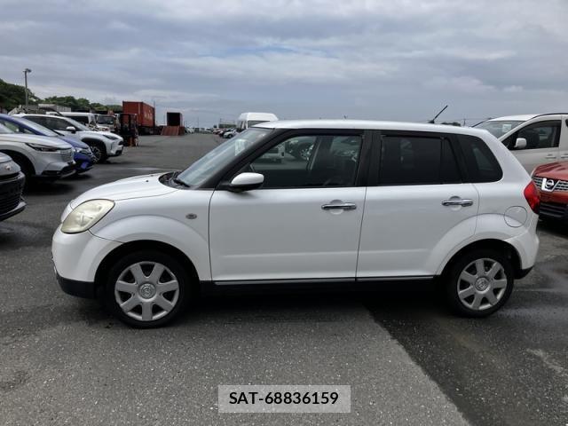 Mazda VERISA 2006-01 7964229-1