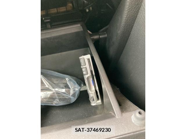 Mazda VERISA 2010-11 7981419-20
