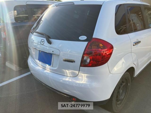 Mazda VERISA 2007-10 8076017-1