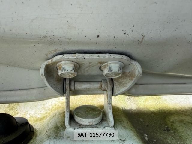 Mazda VERISA 2008-11 8076018-11