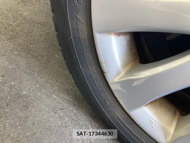 Mazda VERISA 2012-03 8102430-3