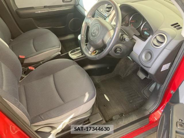 Mazda VERISA 2012-03 8102430-8