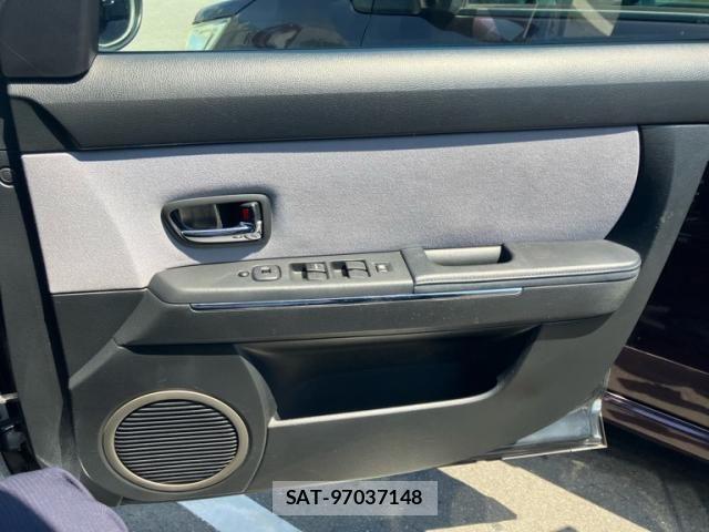 Mazda VERISA 2010-02 8132809-11