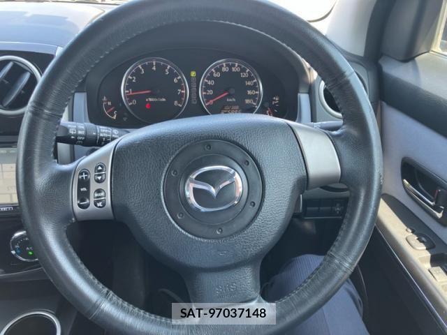 Mazda VERISA 2010-02 8132809-16