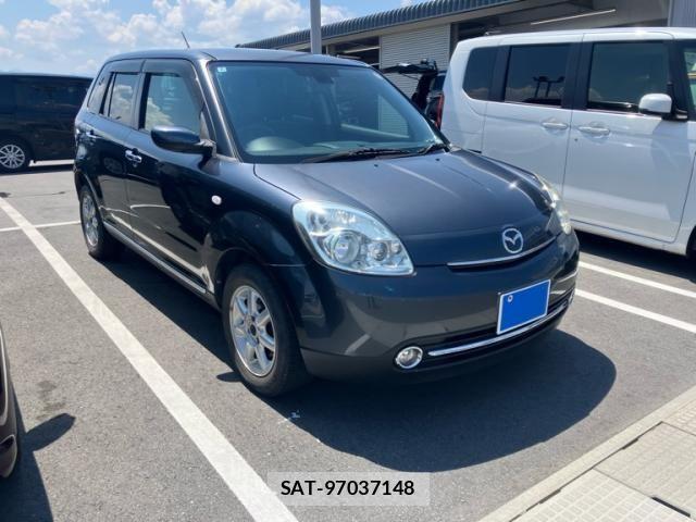 Mazda VERISA 2010-02 8132809-1