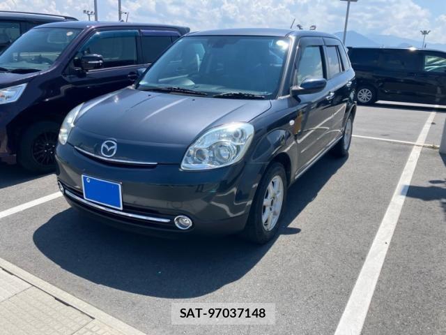 Mazda VERISA 2010-02 8132809-2