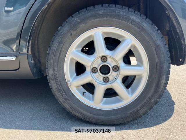 Mazda VERISA 2010-02 8132809-6
