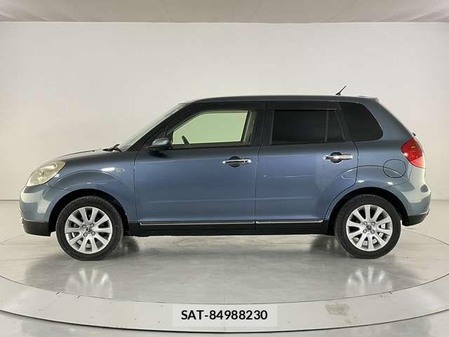 Mazda VERISA 2014-02 8159458-5