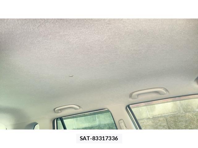 Mazda VERISA 2010-06 8210815-9