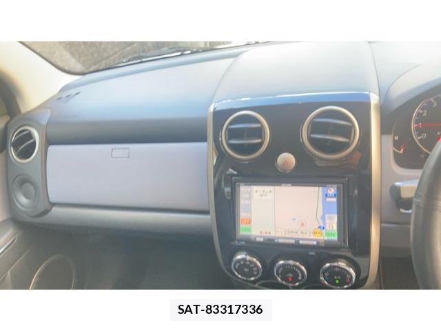 Mazda VERISA 2010-06 8210815-13