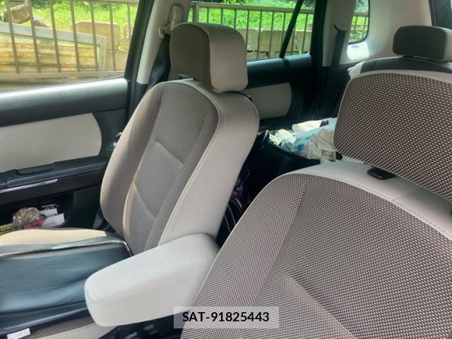 Mazda VERISA 2012-05 8232237-9