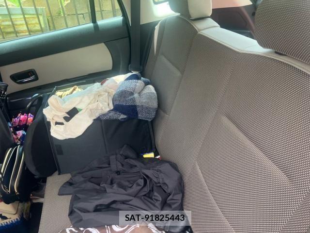 Mazda VERISA 2012-05 8232237-11