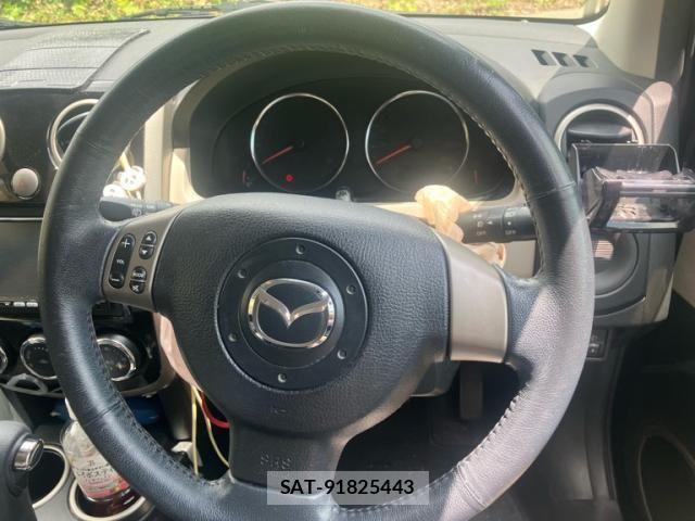 Mazda VERISA 2012-05 8232237-13