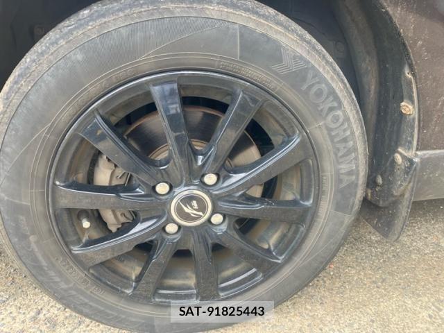 Mazda VERISA 2012-05 8232237-3