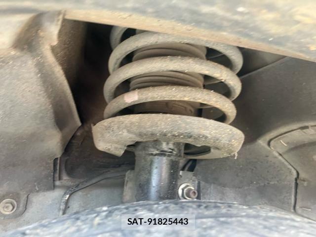 Mazda VERISA 2012-05 8232237-4