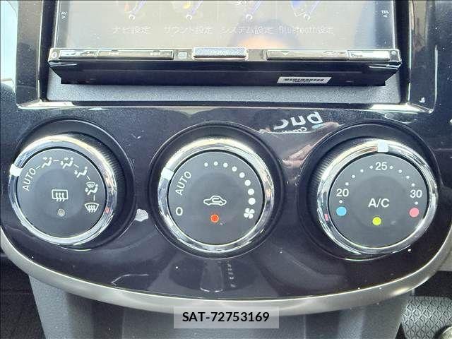 Mazda VERISA 2014-03 8338330-11