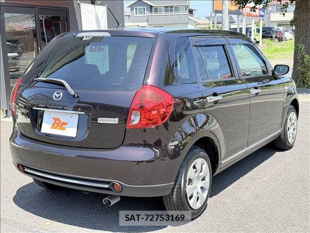 Mazda VERISA 2014-03 8338330-23