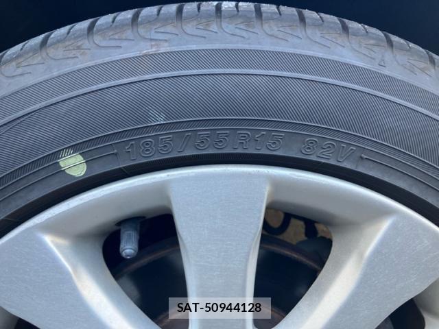 Mazda VERISA 2007-12 8355836-1