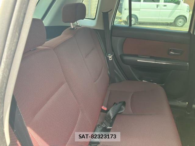 Mazda VERISA 2009-07 8415639-19