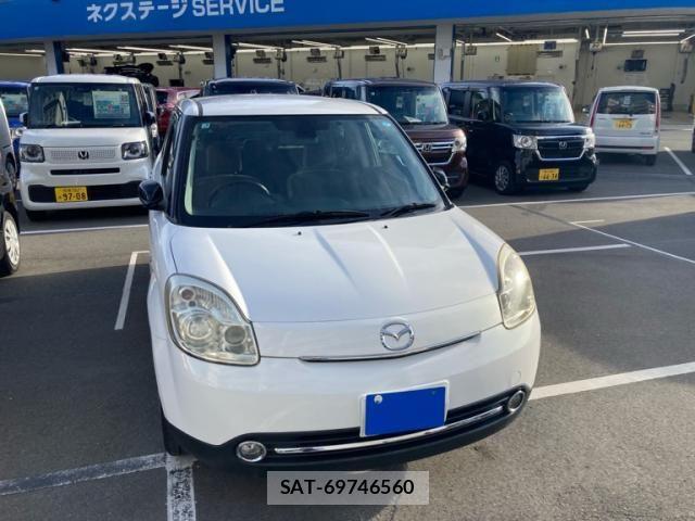 Mazda VERISA 2012-09 8415637-1