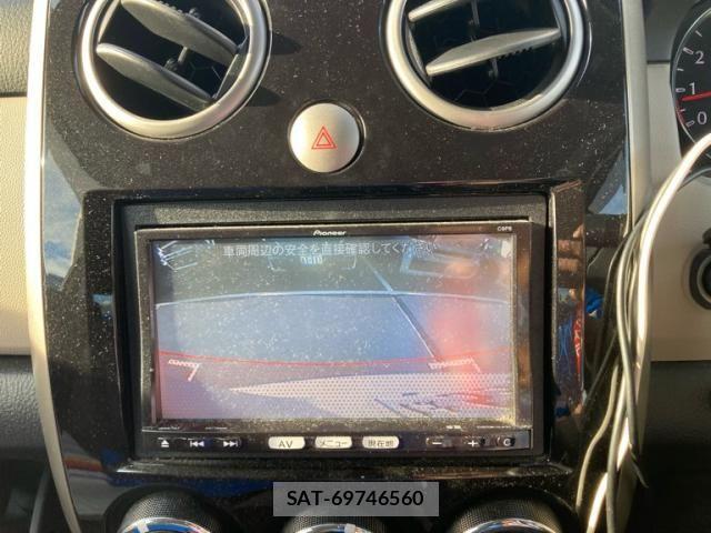 Mazda VERISA 2012-09 8415637-17