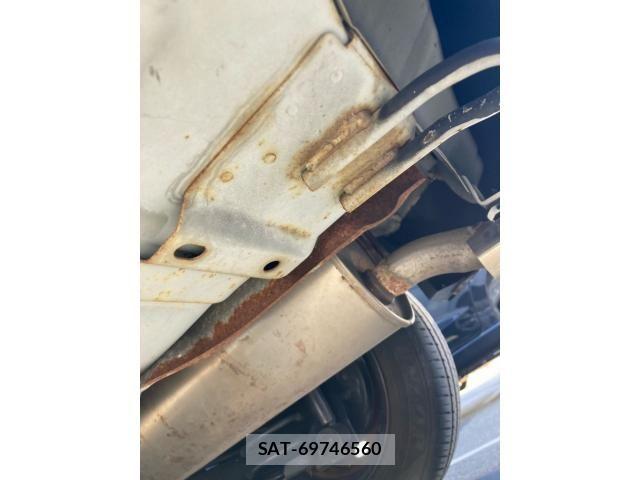 Mazda VERISA 2012-09 8415637-19