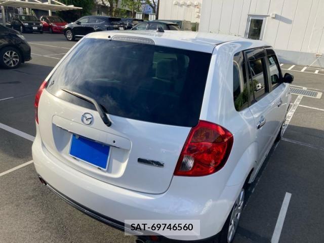 Mazda VERISA 2012-09 8415637-2