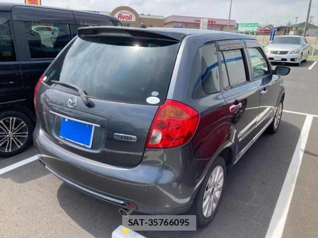 Mazda VERISA 2013-09 8563926-2