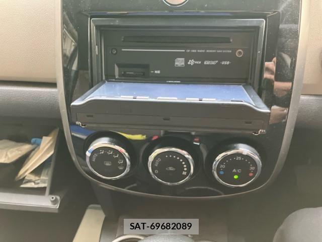 Mazda VERISA 2012-02 8563927-18